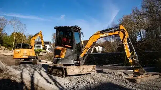 CASE Wyprzedaż rocznika 2025
